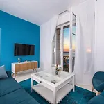 Aquamarine Sea View Апартаменты *