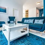 Aquamarine Sea View Апартаменты Задар