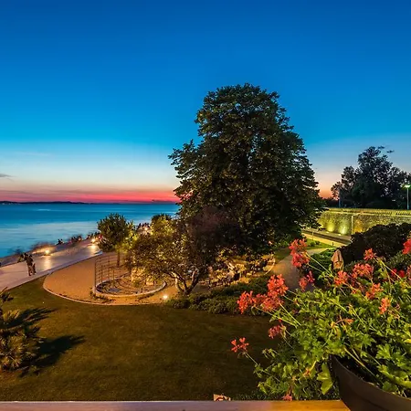 Апартаменты Aquamarine Sea View Задар