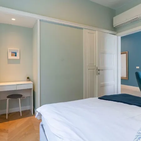 Aquamarine Sea View Апартаменты