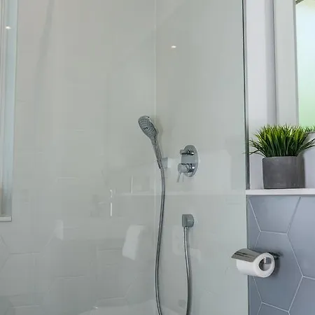 Aquamarine Sea View *