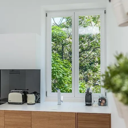 Aquamarine Sea View Apartment