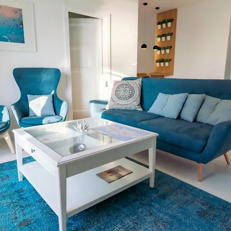 Apartment Aquamarine Sea View *