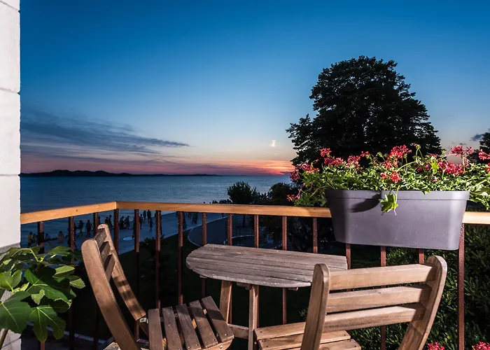 דירה Aquamarine Sea View