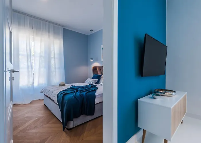 Aquamarine Sea View *